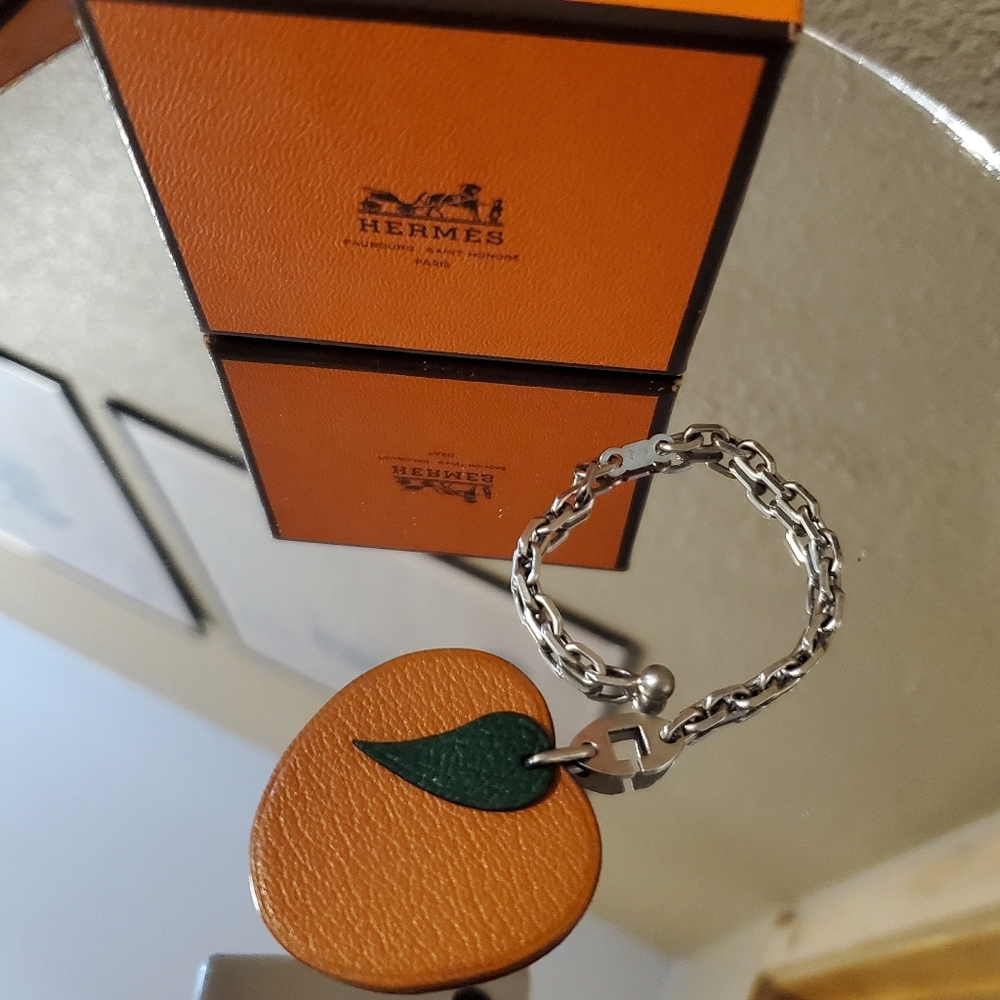 HERMÈS Authentic Chevre Mysore Orange Apricot Fruit Leather Bag Keychain Charm - Picture 7 of 8